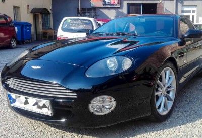 aston_db7_2.jpg