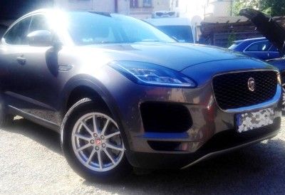 jaguar_f_pace_1.jpg